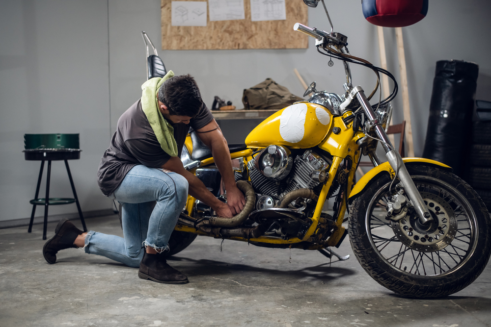 débrider une moto